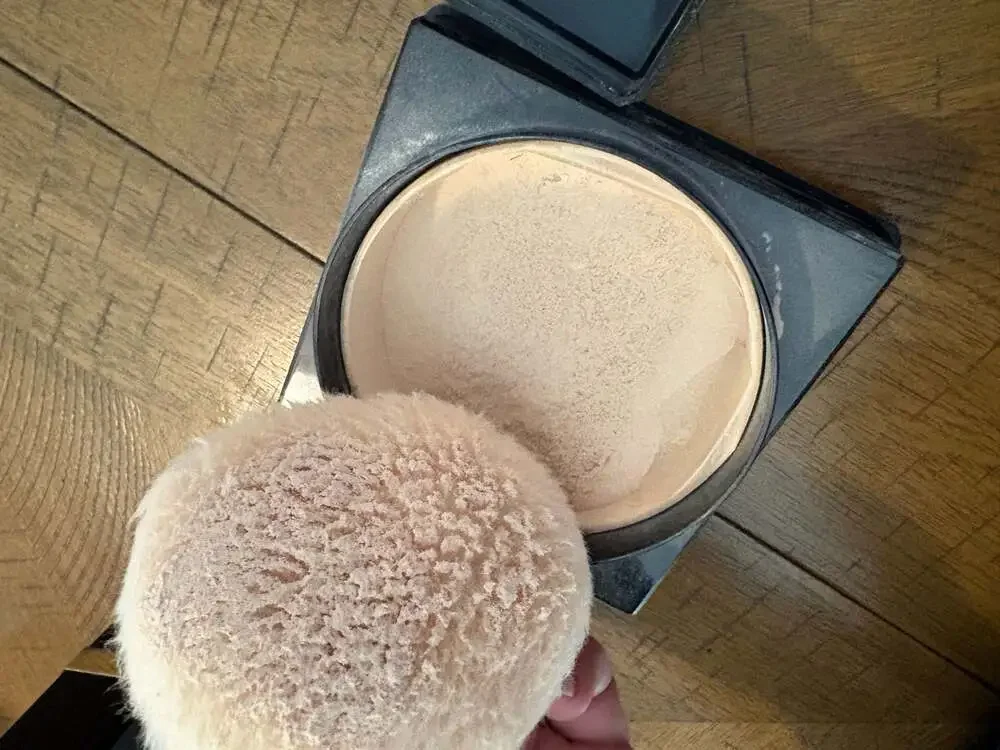 CHANEL Coco Poudre Après Bain Luxury Perfumed Powder